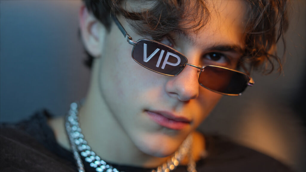 VIP WhatsApp Bio Attitude